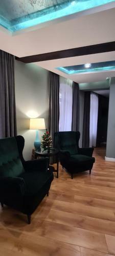 Laci Lak Modern Apartment