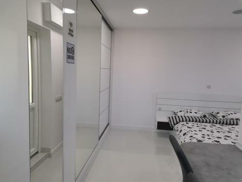 Casuta Cu Tei-lime House