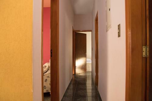 Casa Confort�vel Em Guaratinguet�