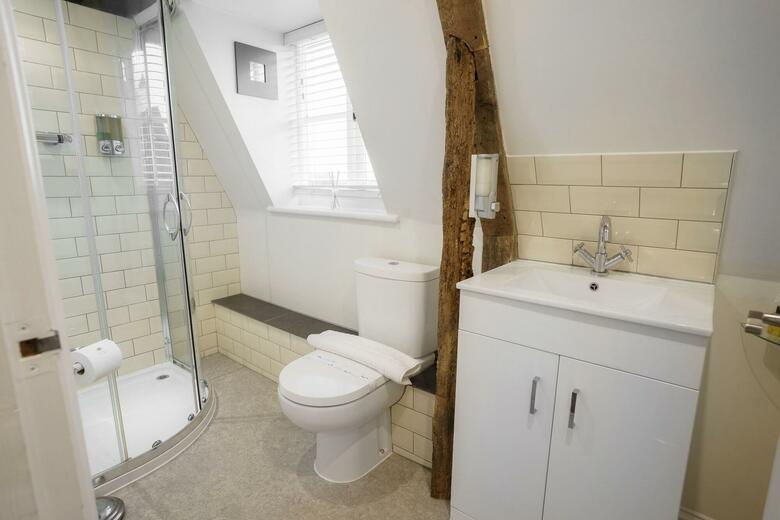 Hostal The Limes Guest House
