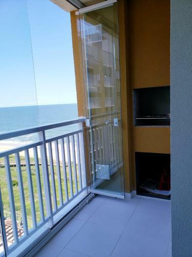 Apartamento P� Na Areia Com Vista Do Mar Mesmo Do Sof� Da Sala