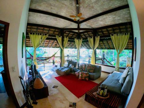 Casa Com Excelente Estrutura - 300m Da Praia