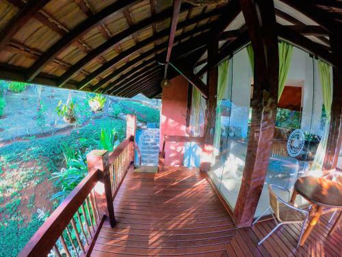 Casa Com Excelente Estrutura - 300m Da Praia
