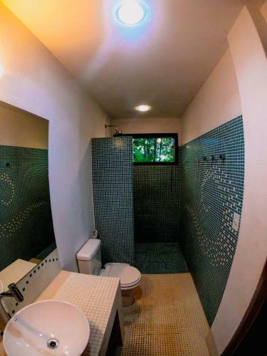 Casa Com Excelente Estrutura - 300m Da Praia