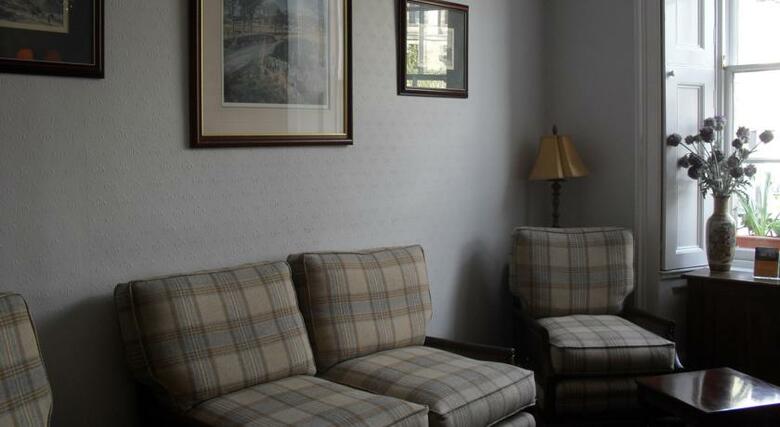Albany Hotel