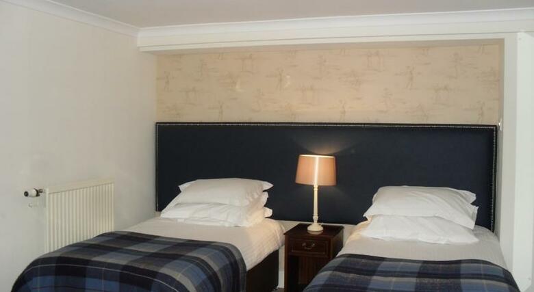 Albany Hotel