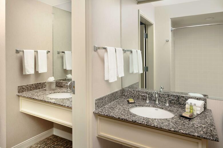 Doubletree Hotel Sonoma