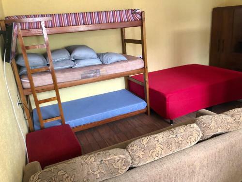 Apartamento Condom�nio Anchieta Itanha�m