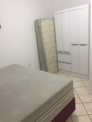 Apartamento Em Meia Praia Itapema