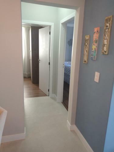 Apartamento Em Meia Praia