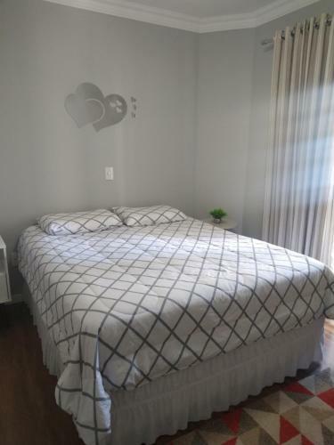 Apartamento Em Meia Praia