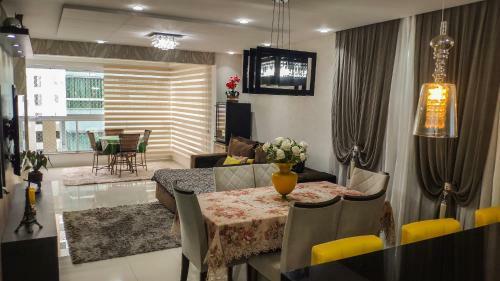 Apartamento Meia Praia Itapema