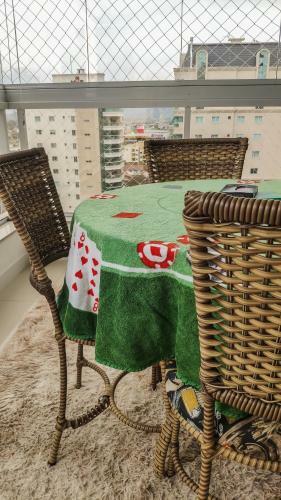 Apartamento Meia Praia Itapema