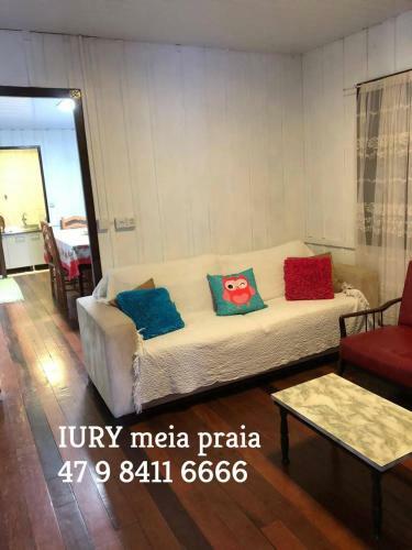 Casa 11 Pessoas, 5 Ar Split Meia Praia, 450m Praia