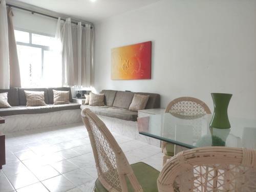 Apartamento Enseada A Duas Quadras Da Praia