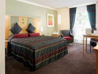 Hotel Eastwood Hall
