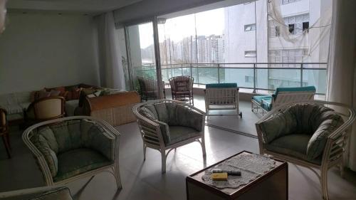***apartamento Pitangueiras Fant�stico***