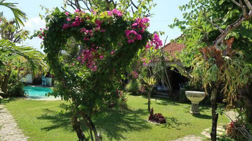 Villa Shantitara Bungalows