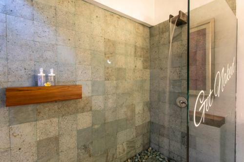 Bed & Breakfast Pinkprivate Sanur - Cool Adults Only