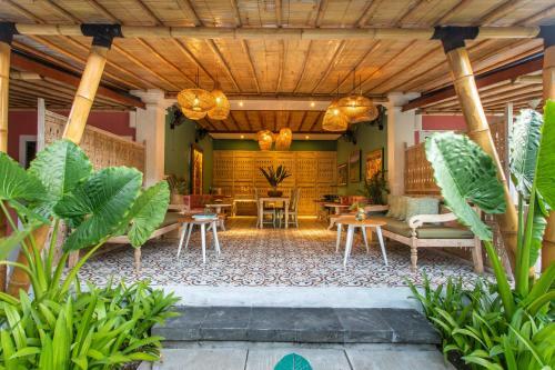 Bed & Breakfast Pinkprivate Sanur - Cool Adults Only