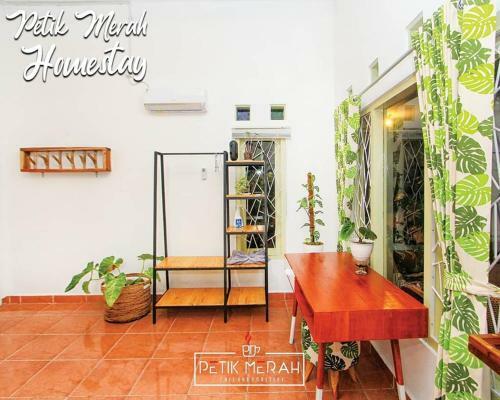 Hostal Petik Merah Homestay
