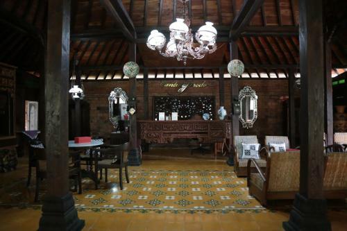 Hotel Jowo Kluthuk Heritage