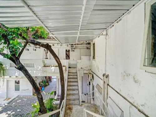 Hotel Oyo 90496 Izzi Ekslusif