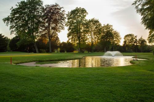 Hotel Doubletree By Hilton Forest Pines Spa & Golf Resort