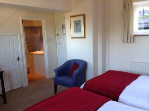 Hostal Little Court