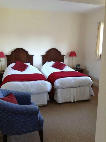 Hostal Little Court