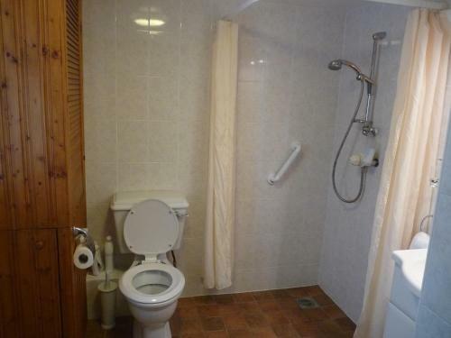 Oakenholt Farm Bed And Breakfast