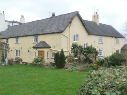 Oakenholt Farm Bed And Breakfast