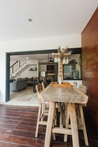 Ny Loft Style Town House, 5min Walk To Echo Beach
