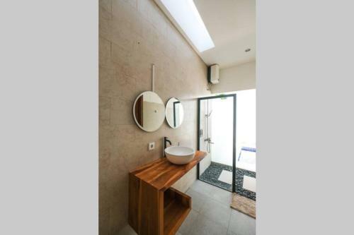 Kiki Village Bathtub