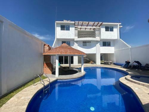 Casa Con Alberca En Yecapixtla!