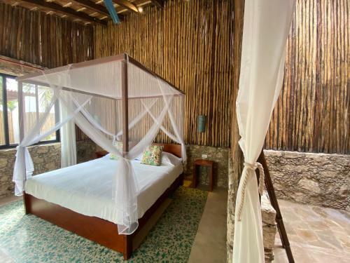 Bed & Breakfast Pi�a Coloradas Ecolodge