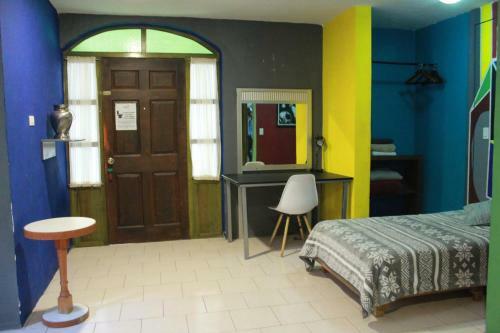Hostal Hotel Tres Piedras