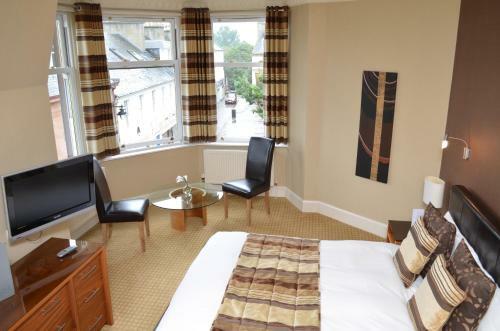 Royal Hotel