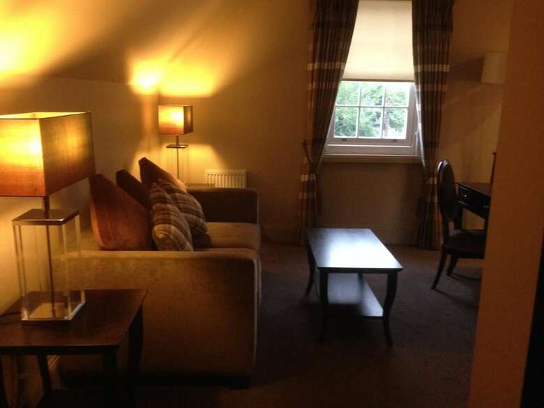Dumfries Arms Hotel