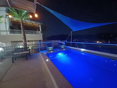 New Home W Private Pool Alberca