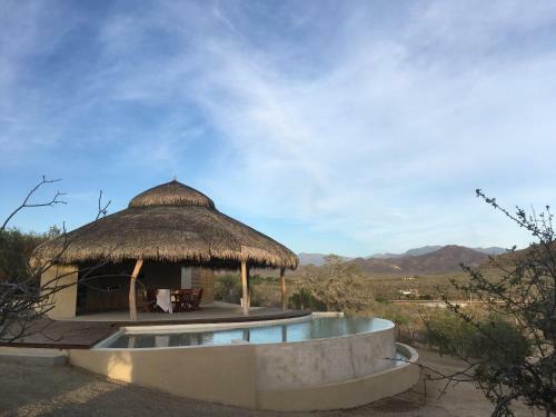 Hotel Caba�as 33 1/3 Room A