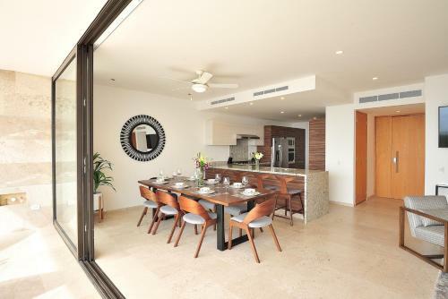 Apartamento Large Private Rooftop! Chic Ocean View Penthouse
