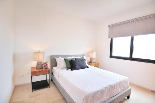 Apartamento Large Private Rooftop! Chic Ocean View Penthouse