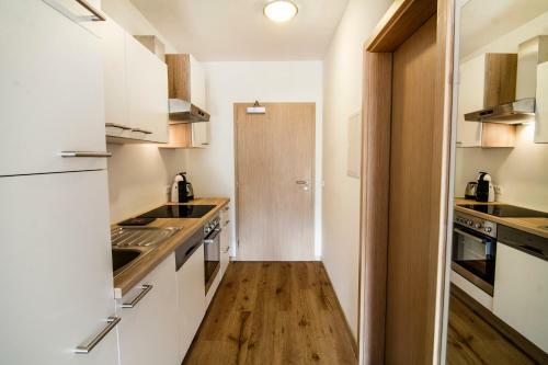 Oscar & Sons Apartments