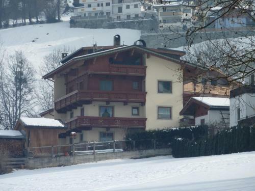 Apartamento Ferienwohnung Kerschdorfer
