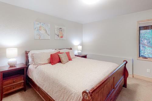 White Cloud House #523