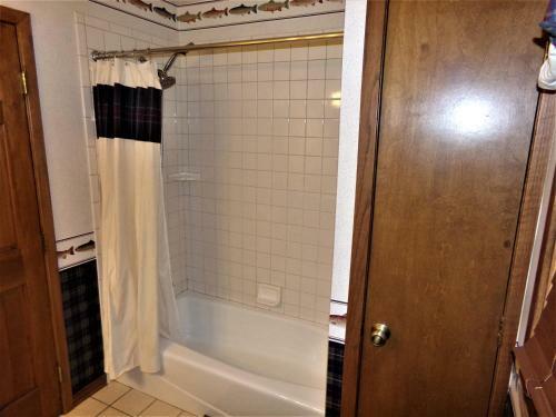 Hspl Wellington House 4 Bed 5 Bath With Mnt Views