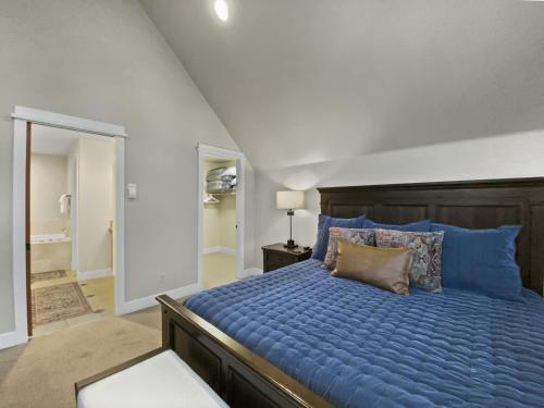 Westridge Chalet Townhouse