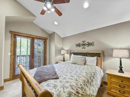 Ridge Street Chalet B Townhouse