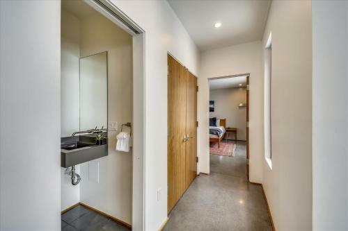 Modern Alpine Escape Home